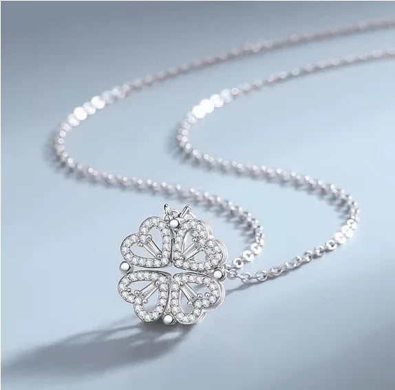 Darzeen™ Four-Leaf Clover Heart Pendant Necklace | قلادة قلب البرسيم رباعي الأوراق